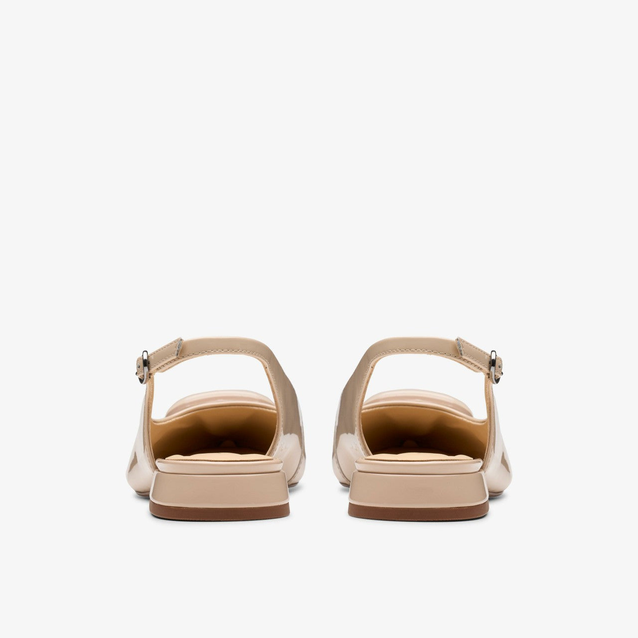 Sensa 15 Trim Sand Patent Clarks Women