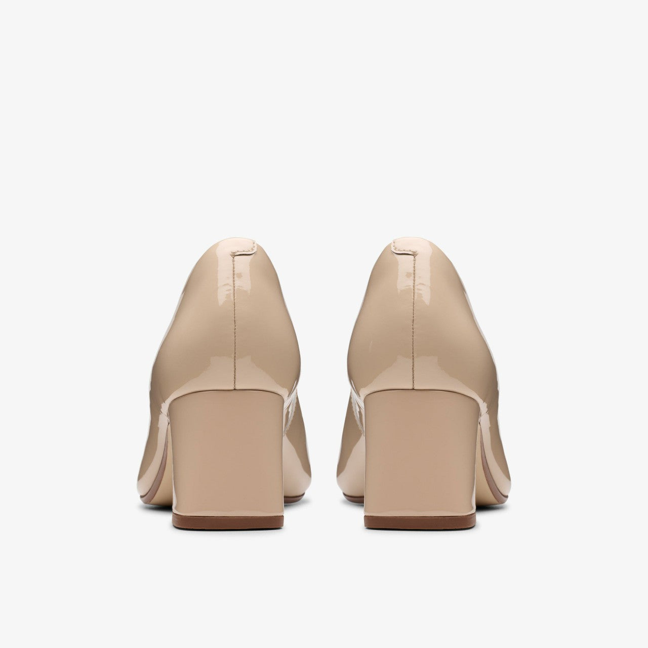 Fernie Trim Sand Patent Clarks Women