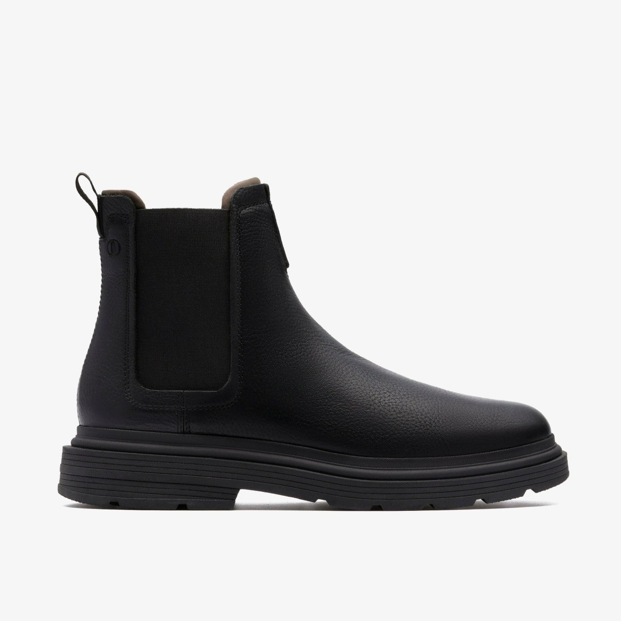 Badbury Easy Black Leather Clarks Men