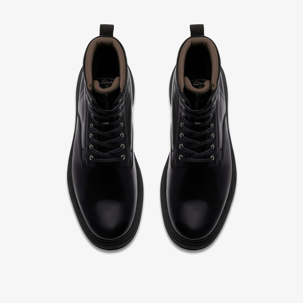Badbury Hi Waterproof Black Warmlined Leather Clarks Men