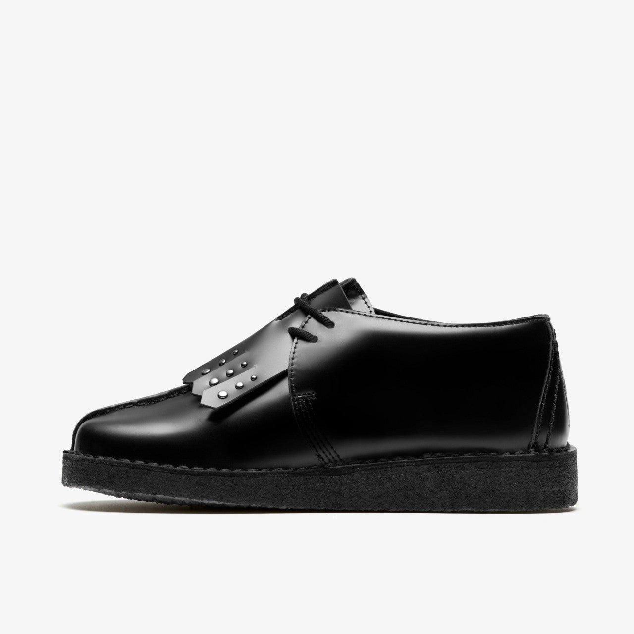 Desert Trek Black Hi Shine Leather Clarks Women