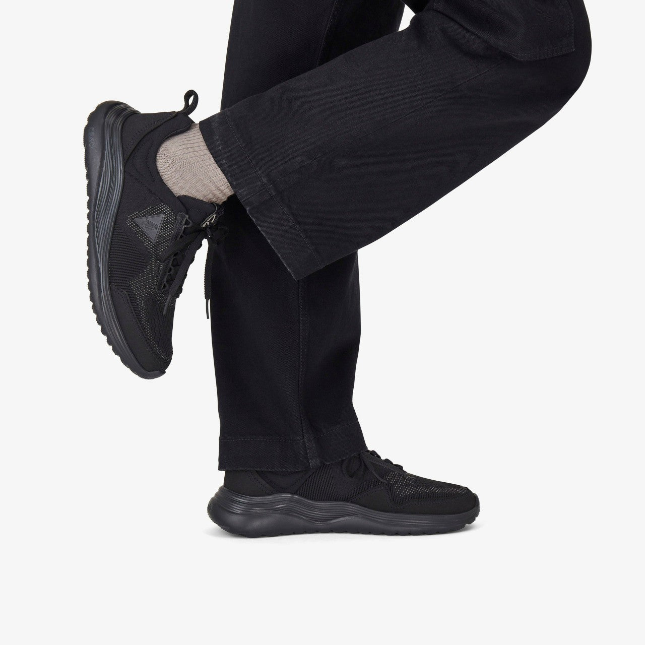 LT 360 Lo Black/Black Clarks Men