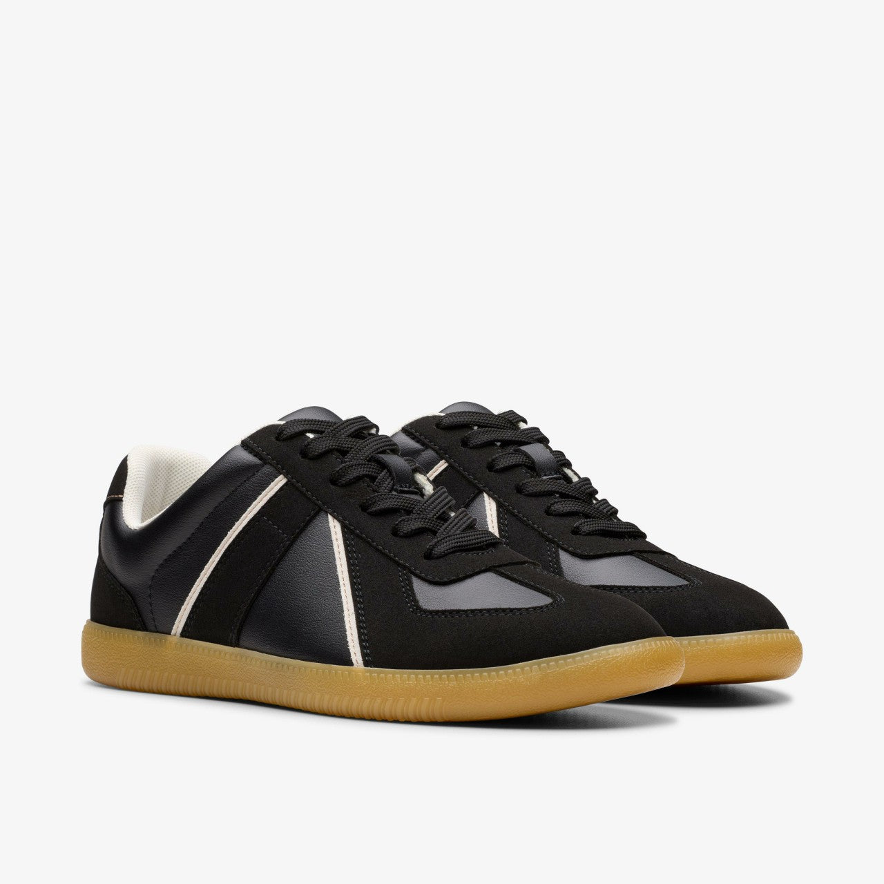 Nykole Step Black Clarks Women