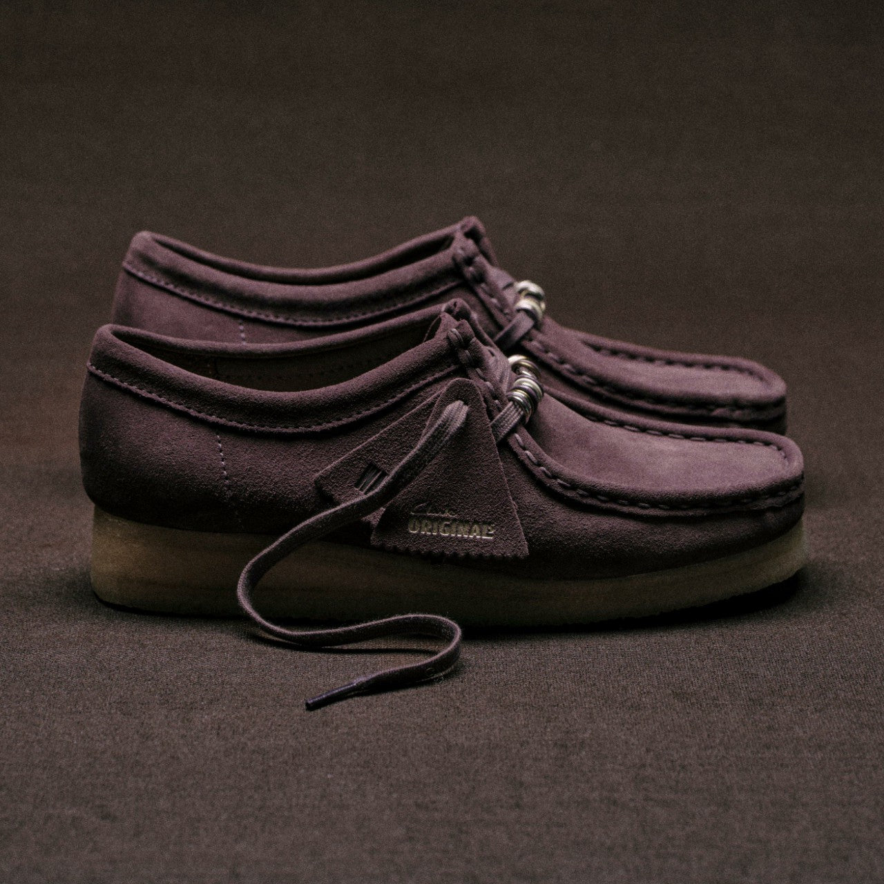 Wallabee Plum Suede Clarks Women