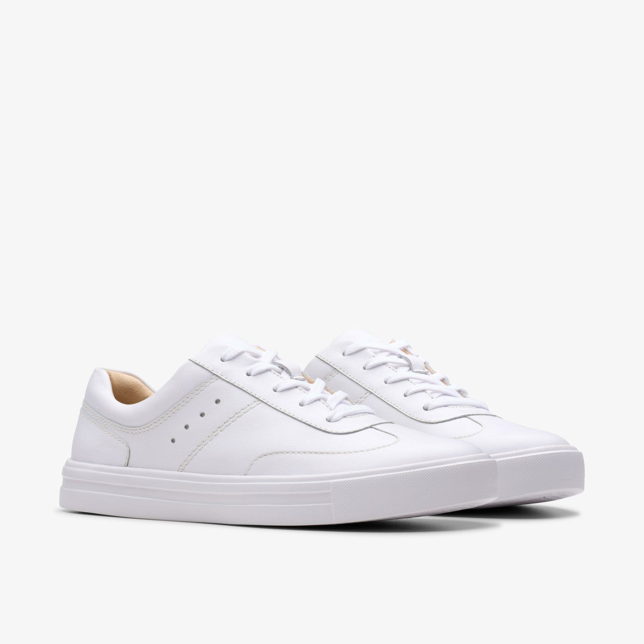 Makea Court White Leather Clarks Women
