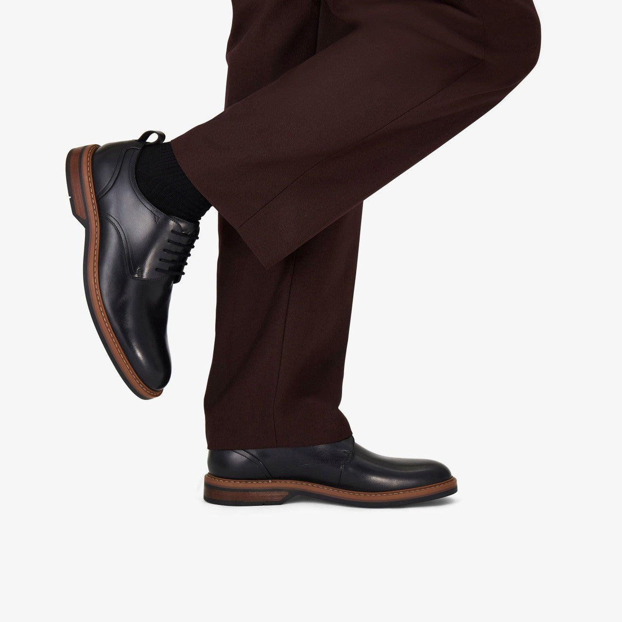 Aldwin Lace Black Leather Clarks Men