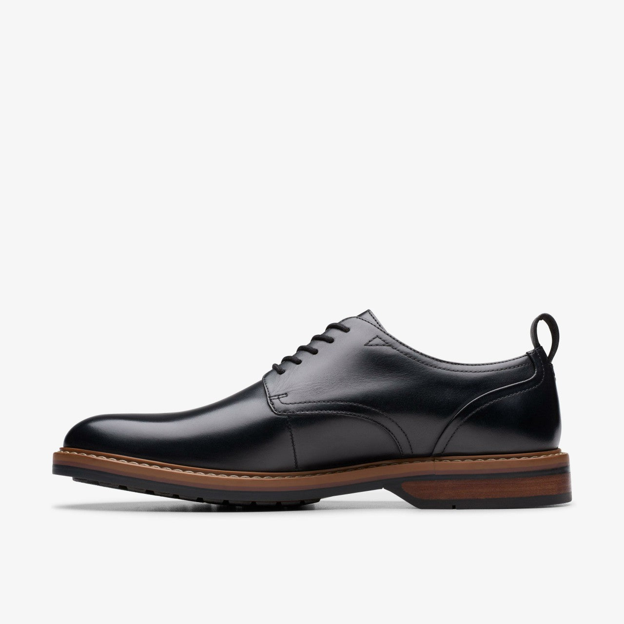 Aldwin Lace Black Leather Clarks Men
