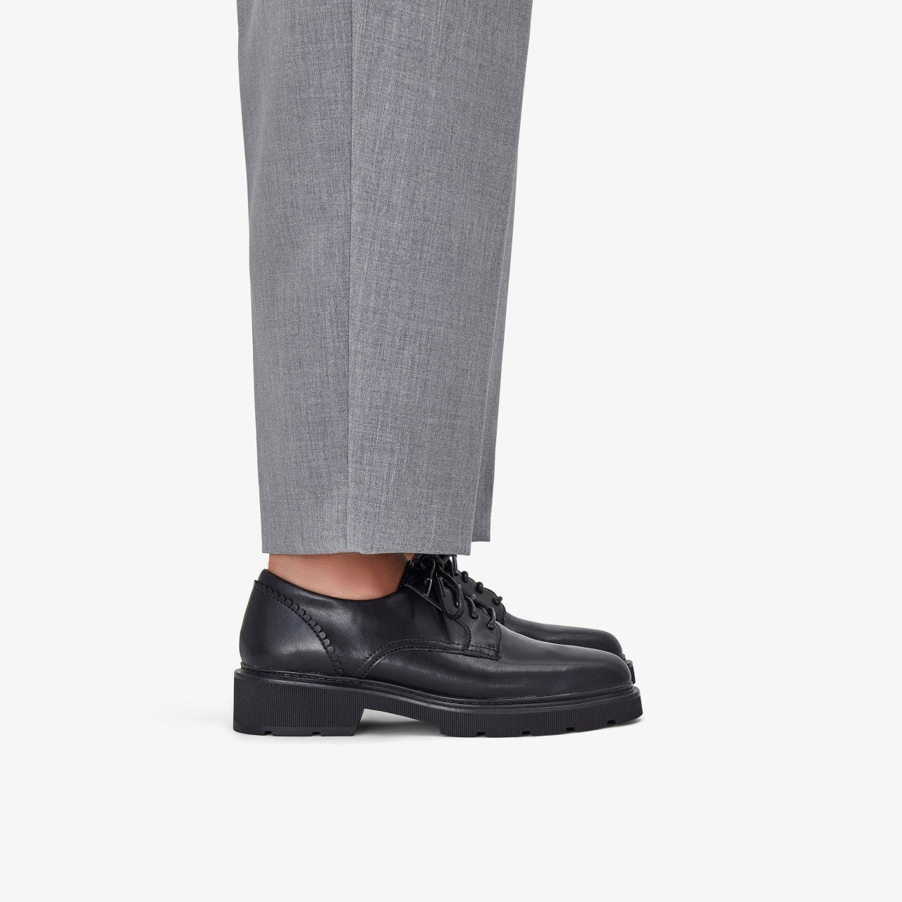 Lauryl Lace Black Leather Clarks Women