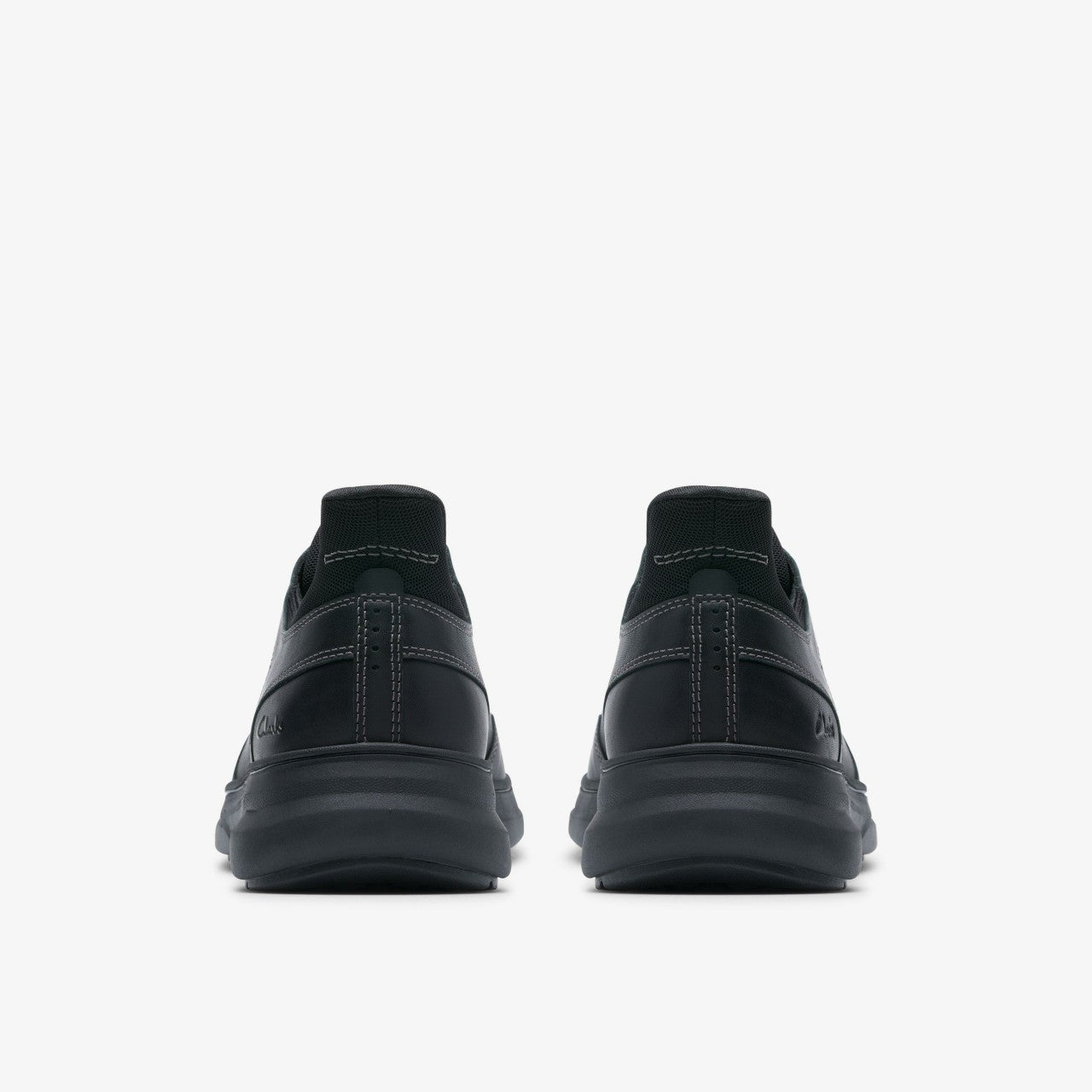 Mullan Easy Black Leather Clarks Men