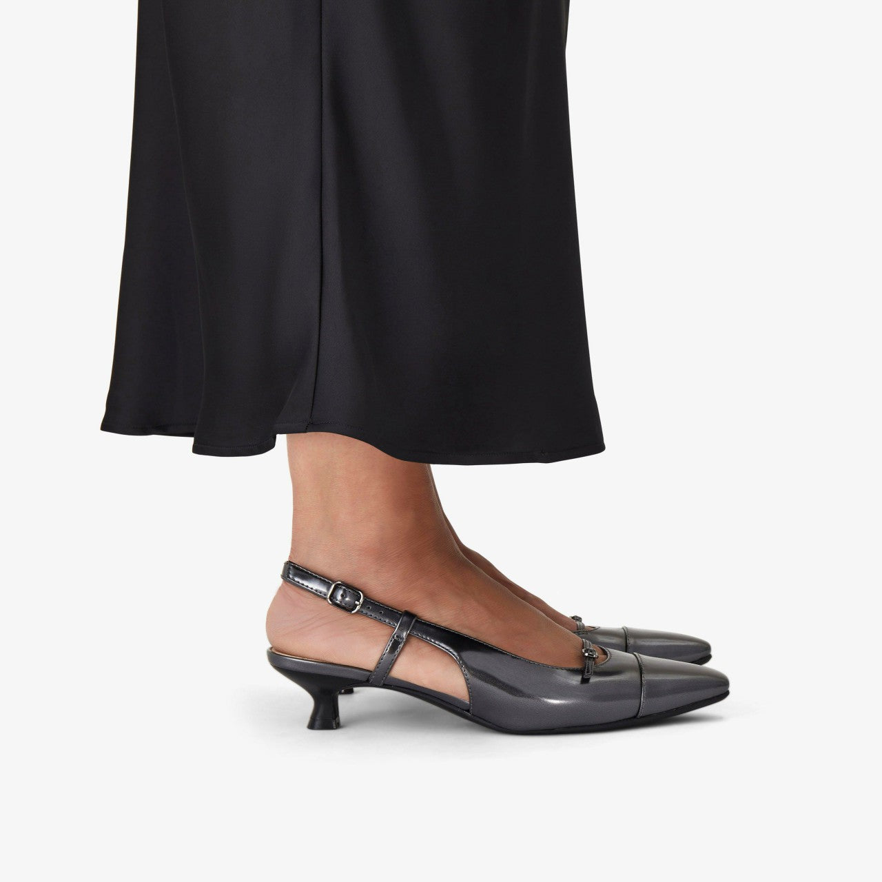 Scarlyt Rowan Dark Pewter Metallic Clarks Women