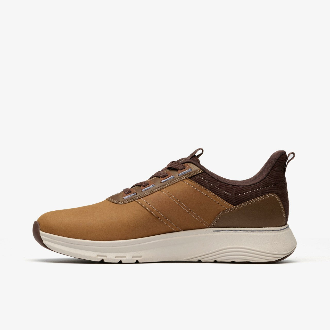 Motion Trek LX Dark Tan Leather Clarks Men
