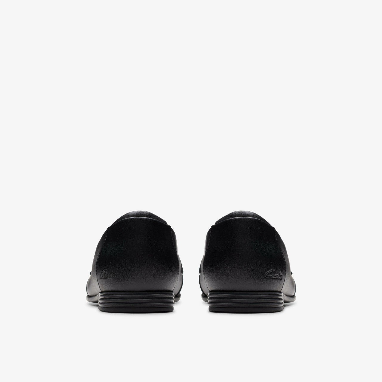 Finja Loafer Older Black Leather Clarks Kids
