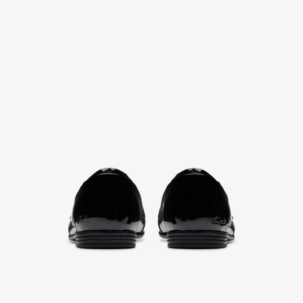 Finja Loafer Older Black Patent Clarks Kids