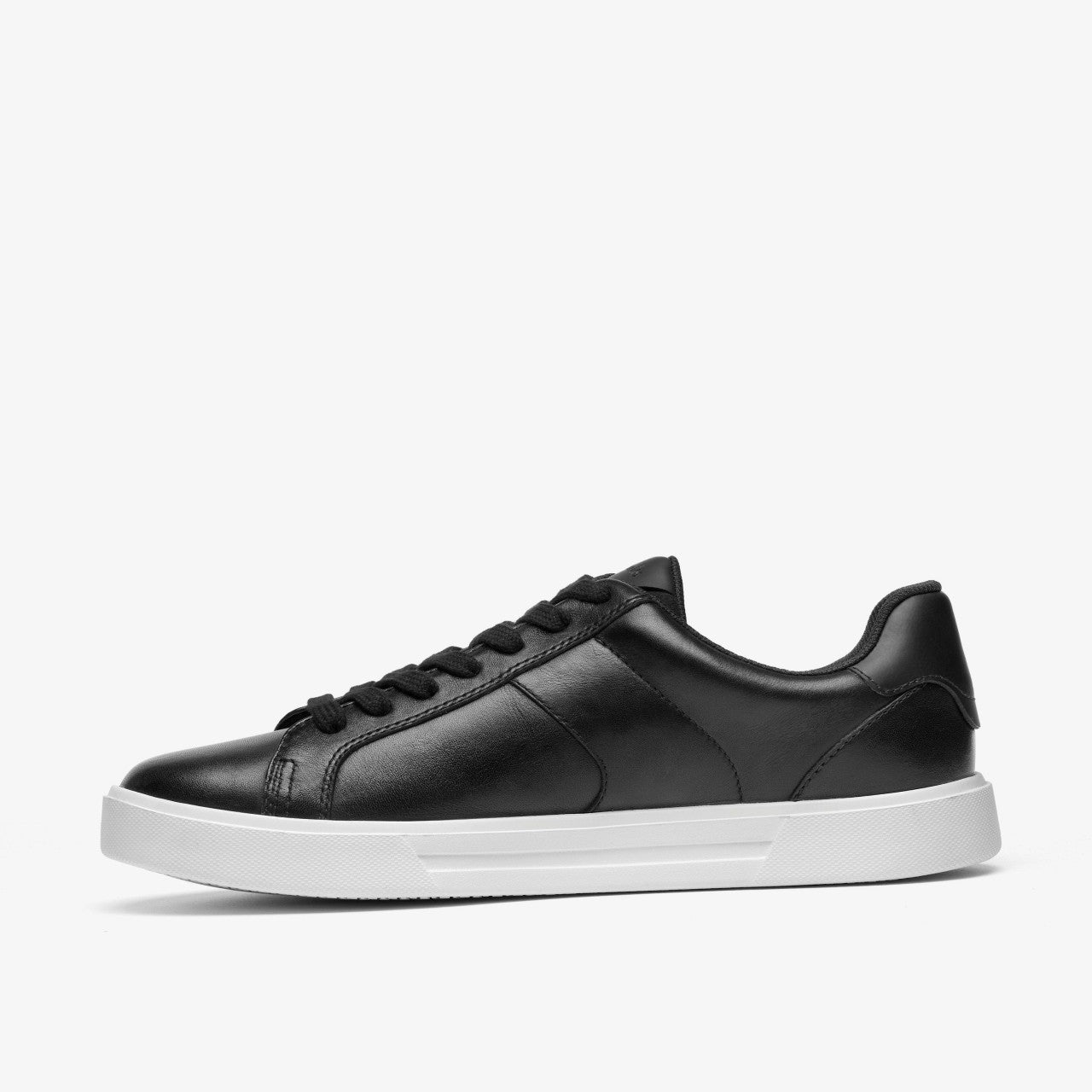Romsey Lace Black/White Clarks Men