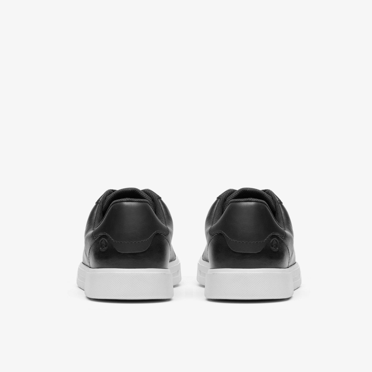 Romsey Lace Black/White Clarks Men