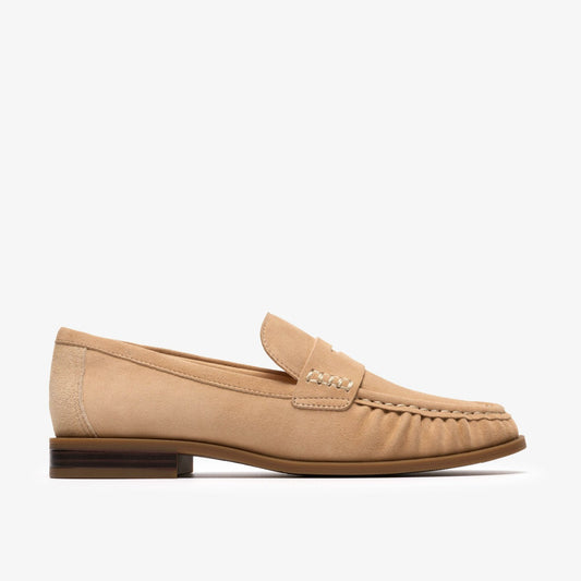 Alixea Walk Warm Sand Suede Clarks Women